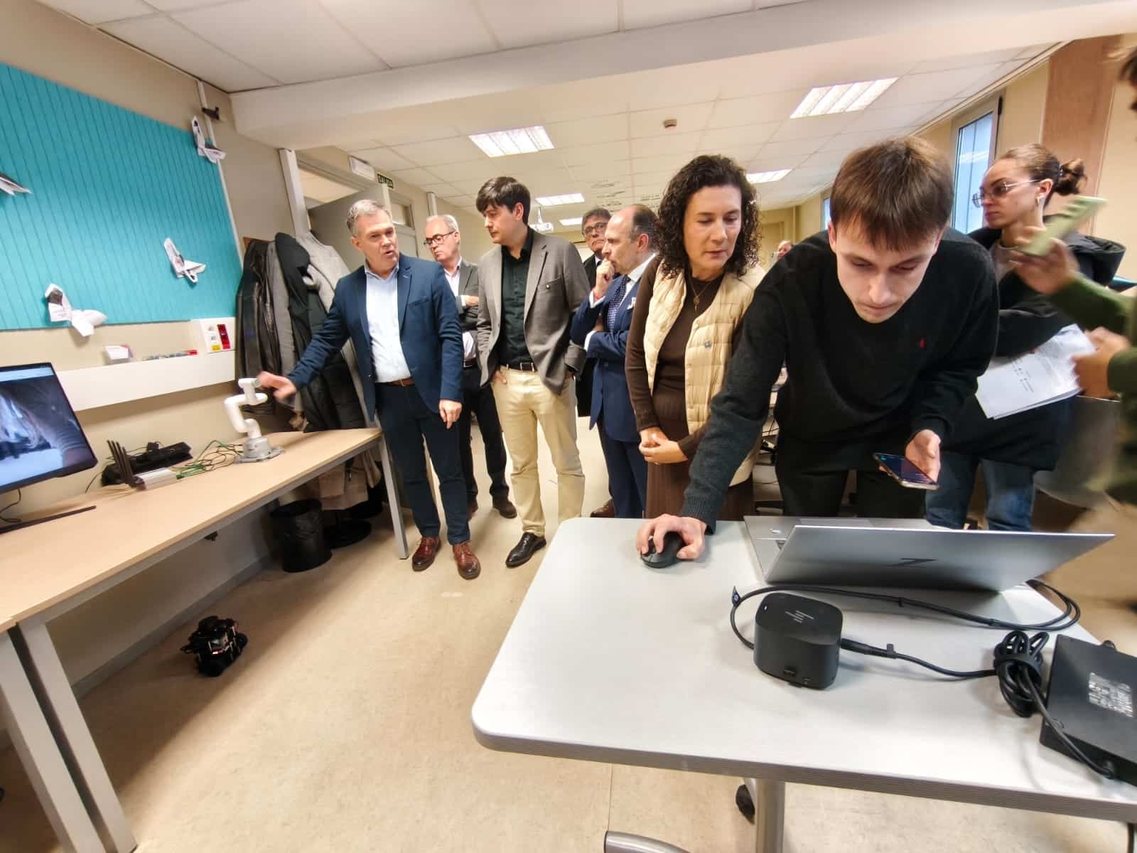 Asturias pone en marcha de una red privada 5G en el campus universitario de Gijón