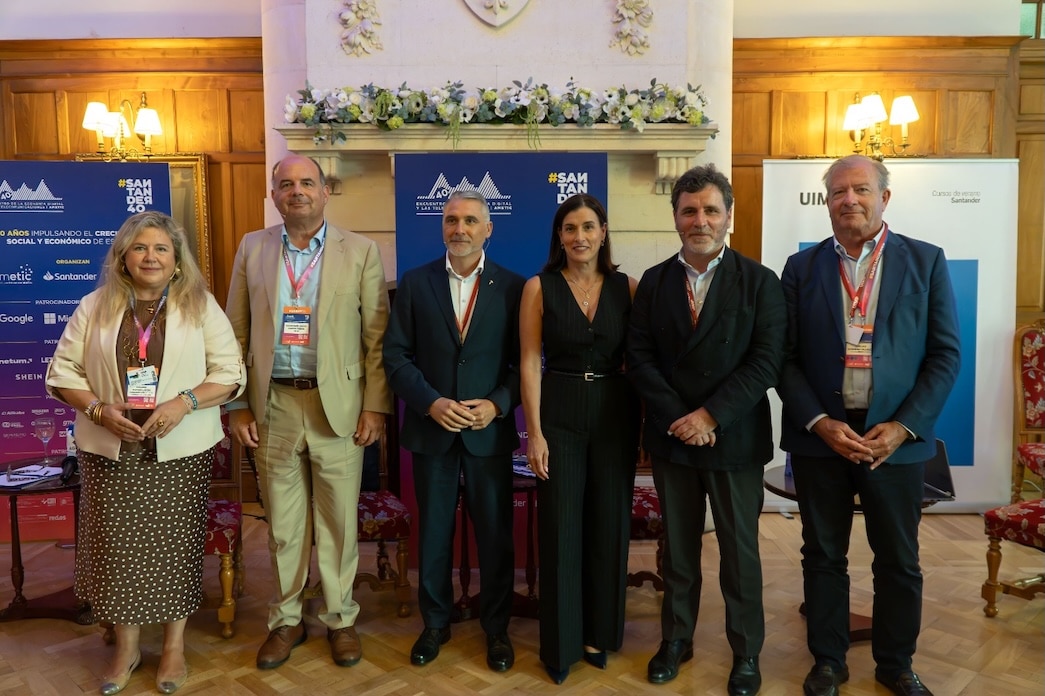 Valencia defiende la digitalización del sector turístico